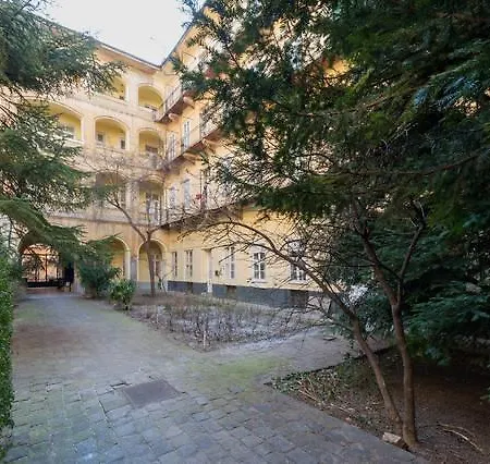 Apartment Kiraly *